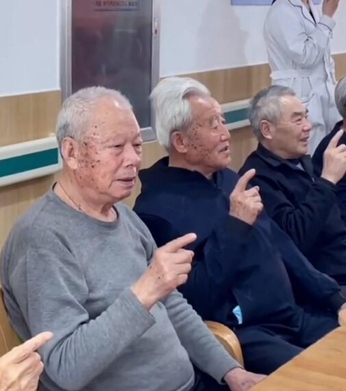 南昌养老院：绿树成荫下的温馨晚年